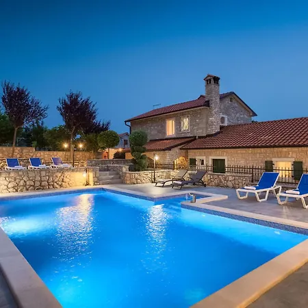 Ferienhaus Skavre By Interhome