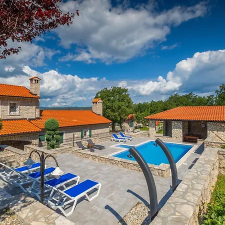 Skavre By Interhome Hébergement de vacances Kršan