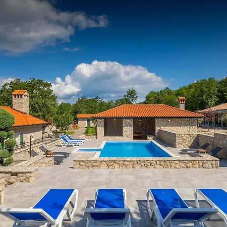 Hébergement de vacances Skavre By Interhome